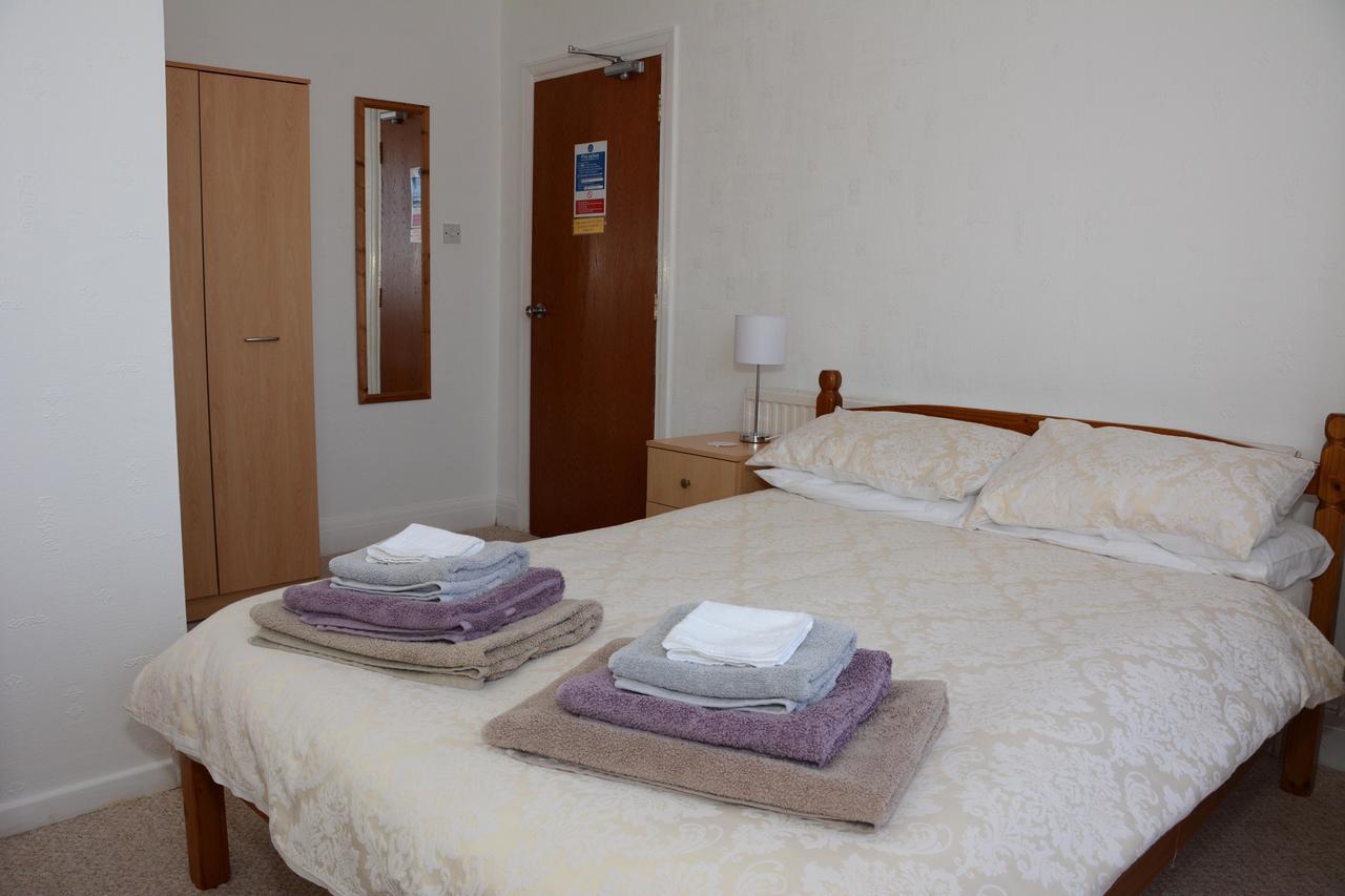 The Cove Guest House 拉尔 外观 照片