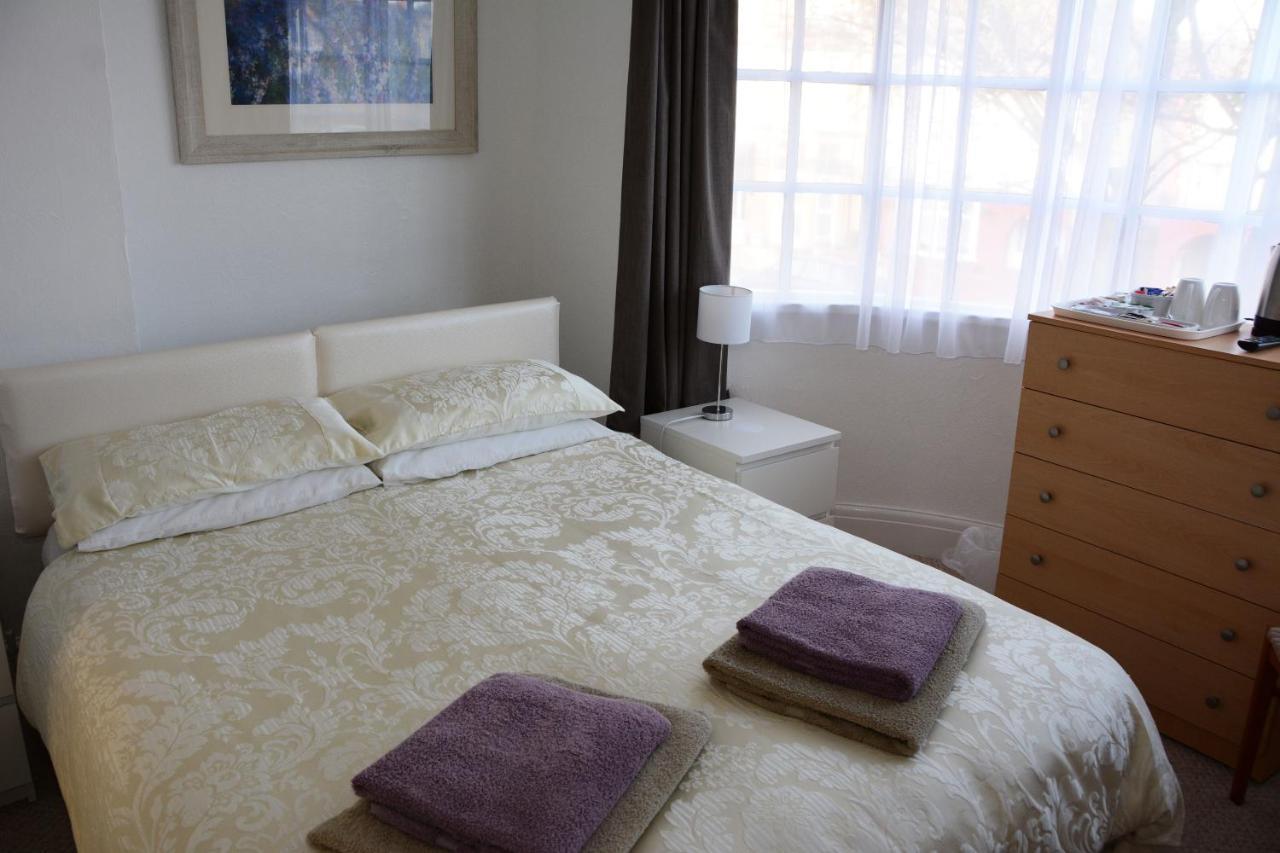 The Cove Guest House 拉尔 外观 照片